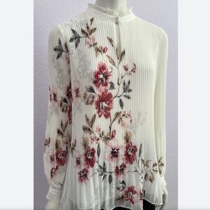 WHBM Womens White Floral Print Pleated Blouse Sz8 NWT